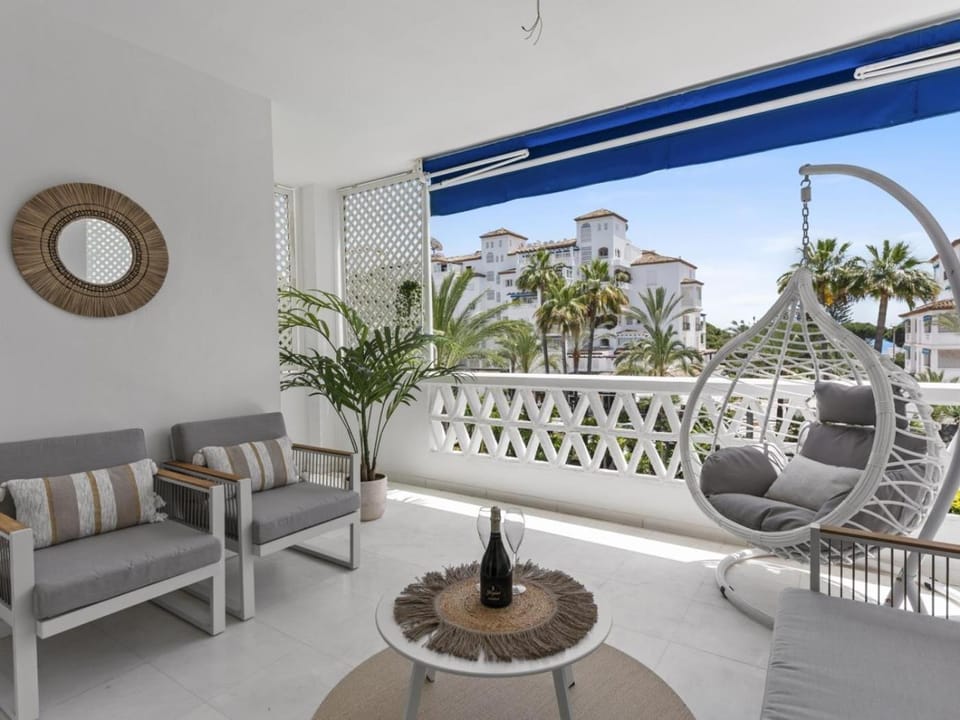 Beach Puerto Banús 3 Br Apartment Apartment in Marbella