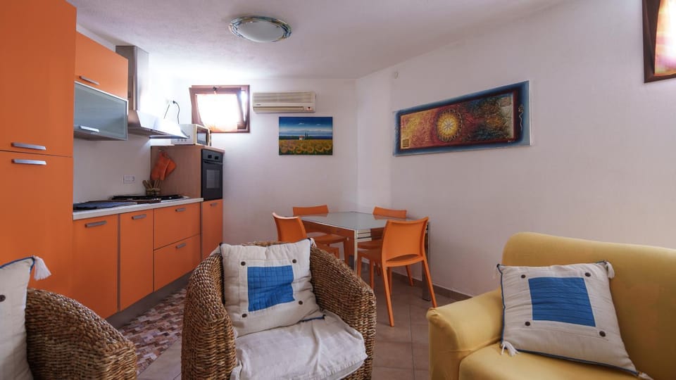 Kitchen or kitchenette, Other