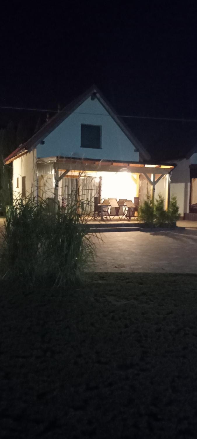 Domki u Eweli CAŁOROCZNE ogrzewane kominkiem House in Pomeranian Voivodeship