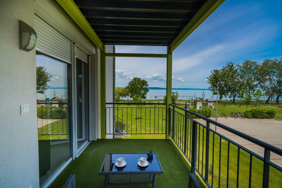 Silver Wave Apartman Apartment in Siófok
