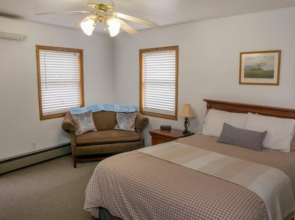 The Jenny Suite 4 Apartment in Hammondsport
