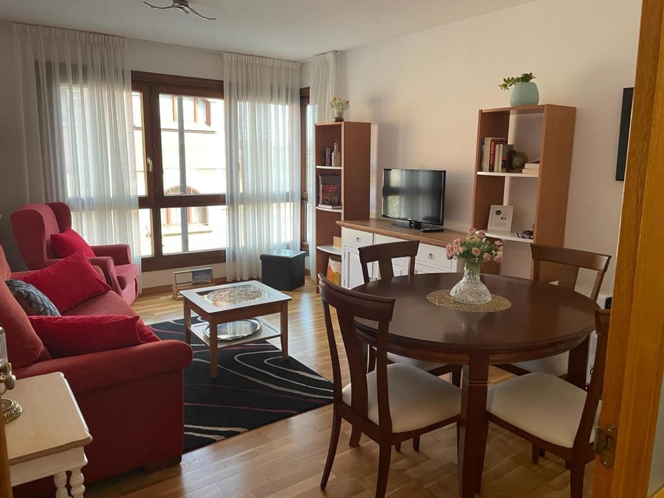 Nesla Apartment in Gijón