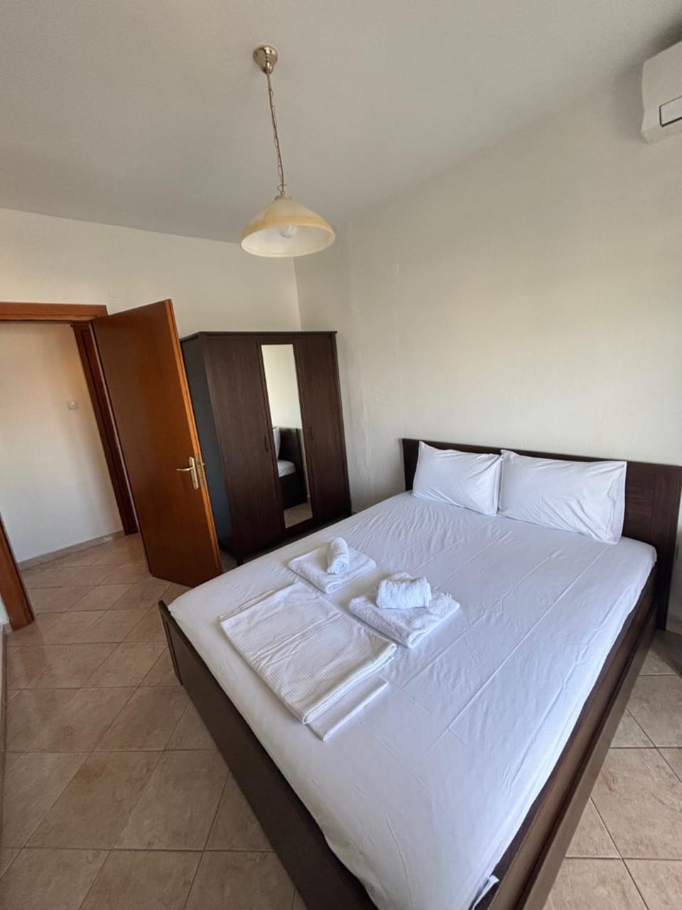 Bed, Photo of the whole room, Bedroom, towels, wardrobe, air conditioner