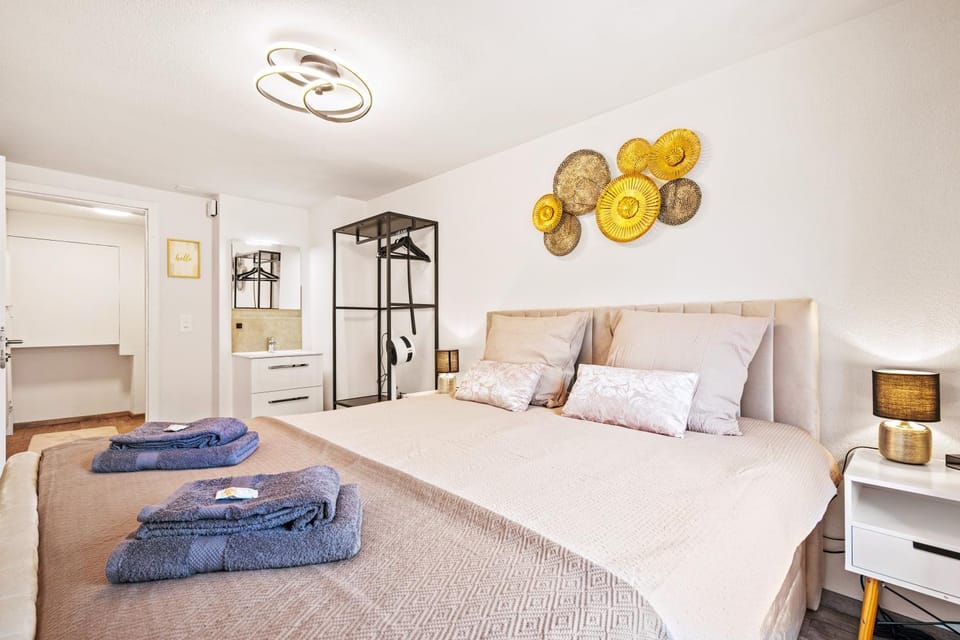 Bed, Photo of the whole room, Bedroom, towels, wardrobe