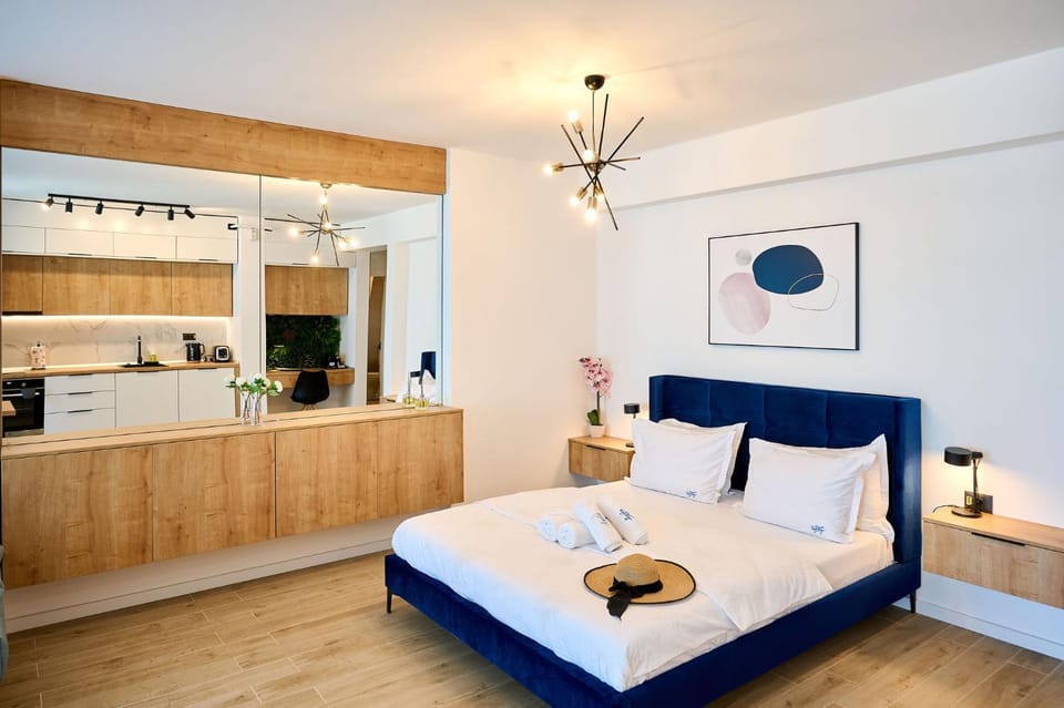 Bed, Photo of the whole room