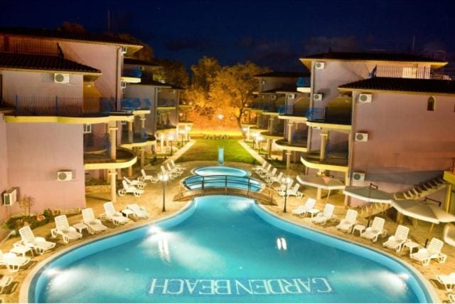 Апартаменти за гости ГАРДЪН БИЙЧ Apartment in Burgas Province