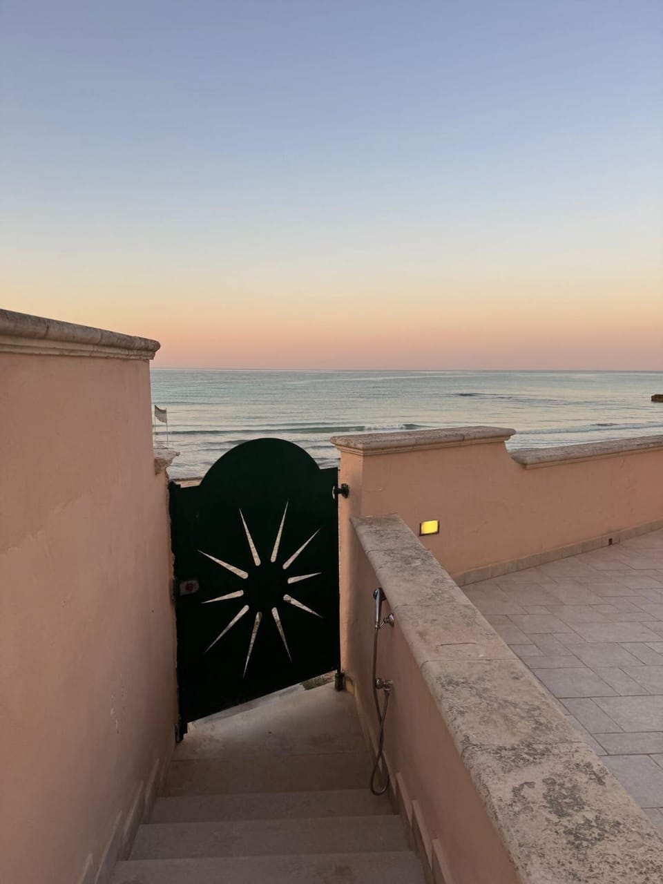 Villa Ciccarese dentro la spiaggia Villa in Torre Lapillo