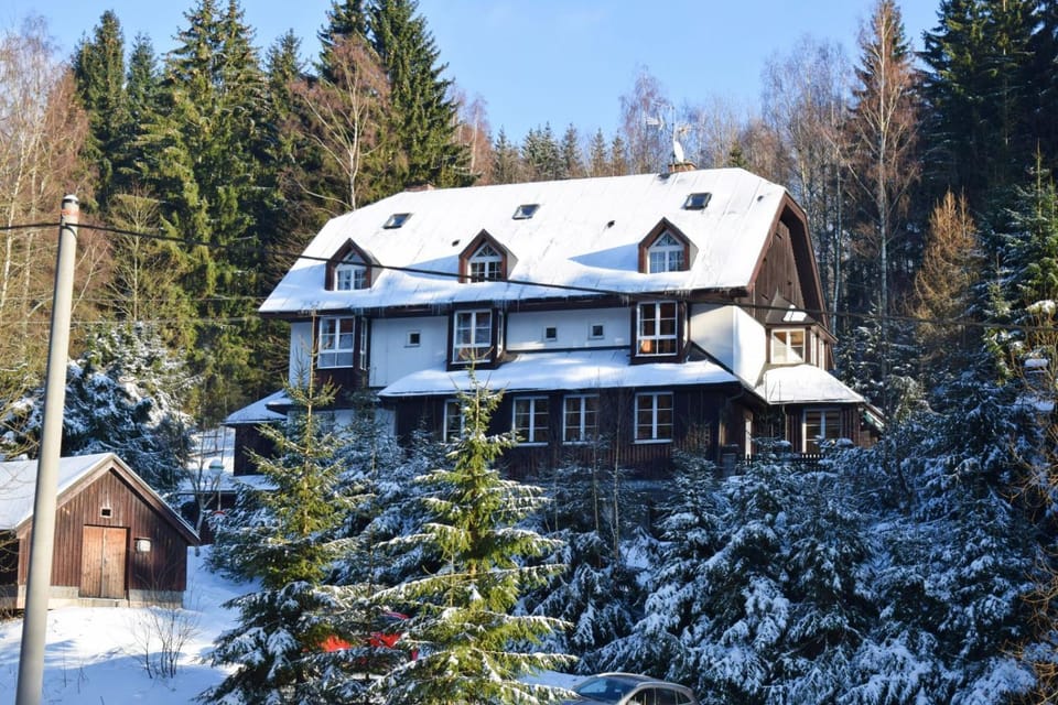 Property building, Winter