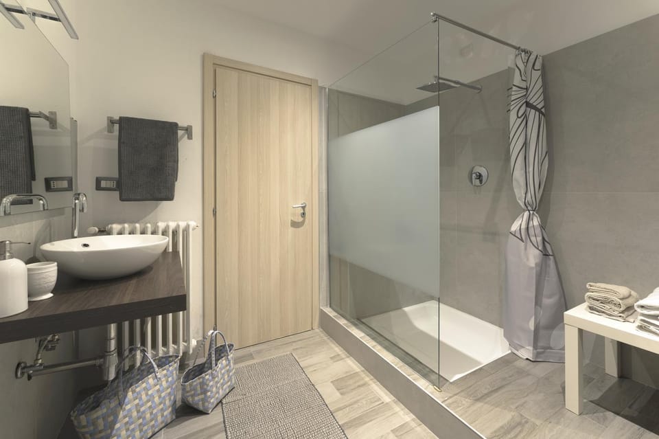 ANTICA CORTE - Anémone Apartment in Stresa