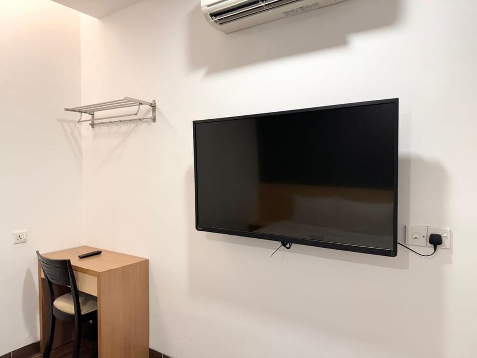 TV and multimedia, hair dresser, air conditioner