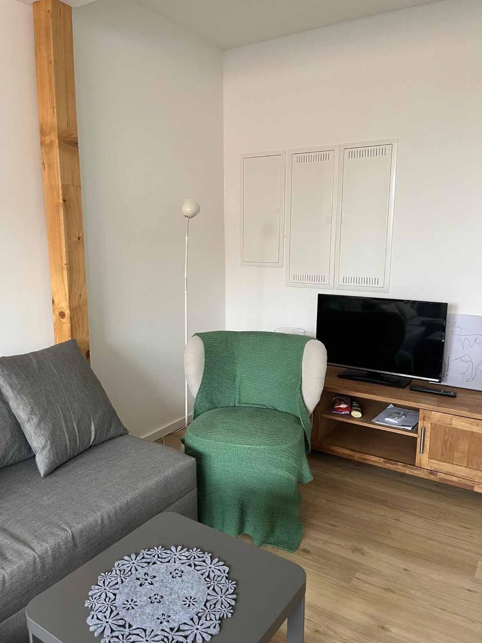 TV and multimedia, Seating area