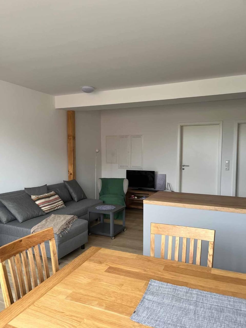 TV and multimedia, Living room, Seating area