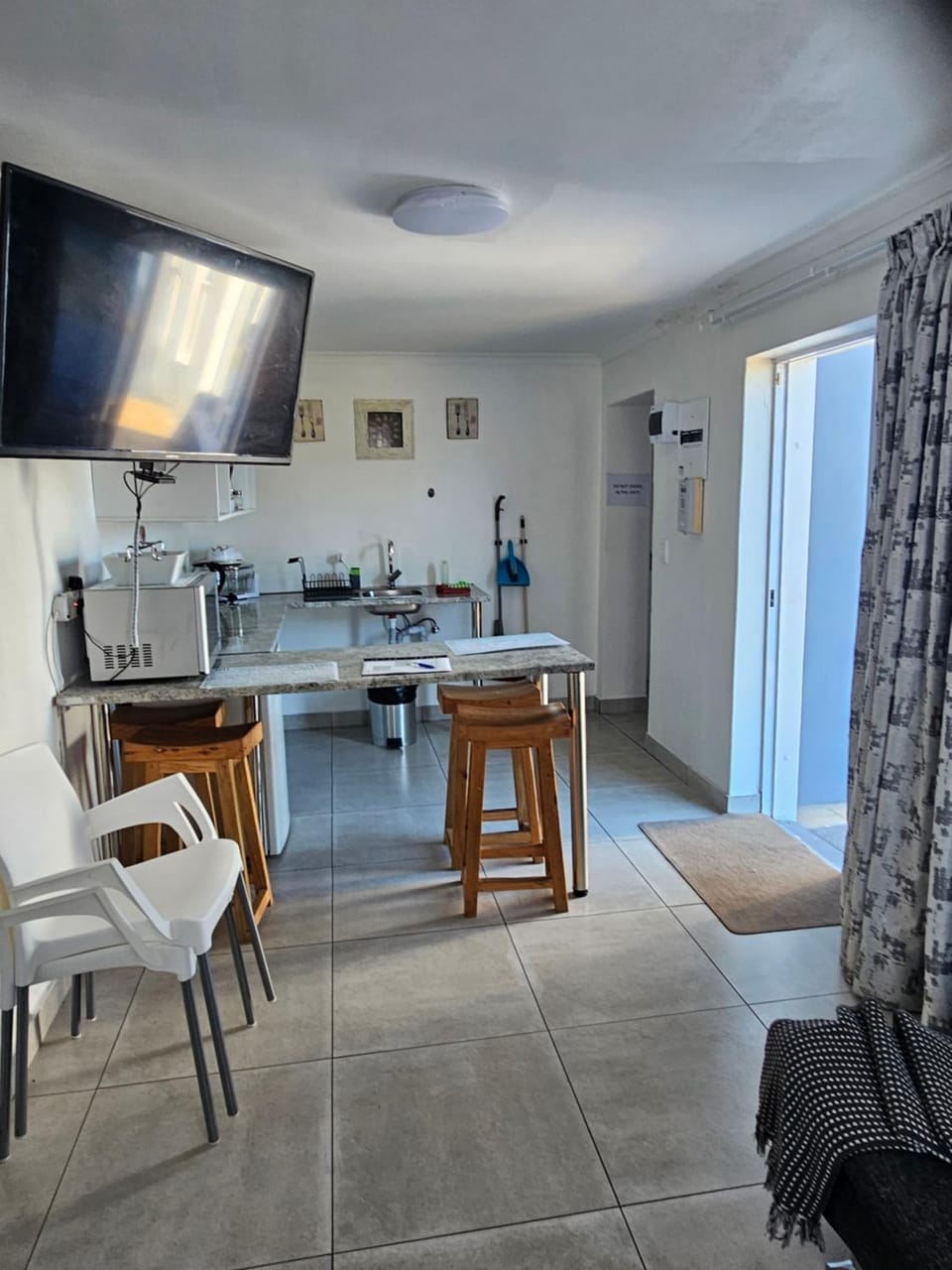 The Somerset nest Bed and Breakfast in Cape Town