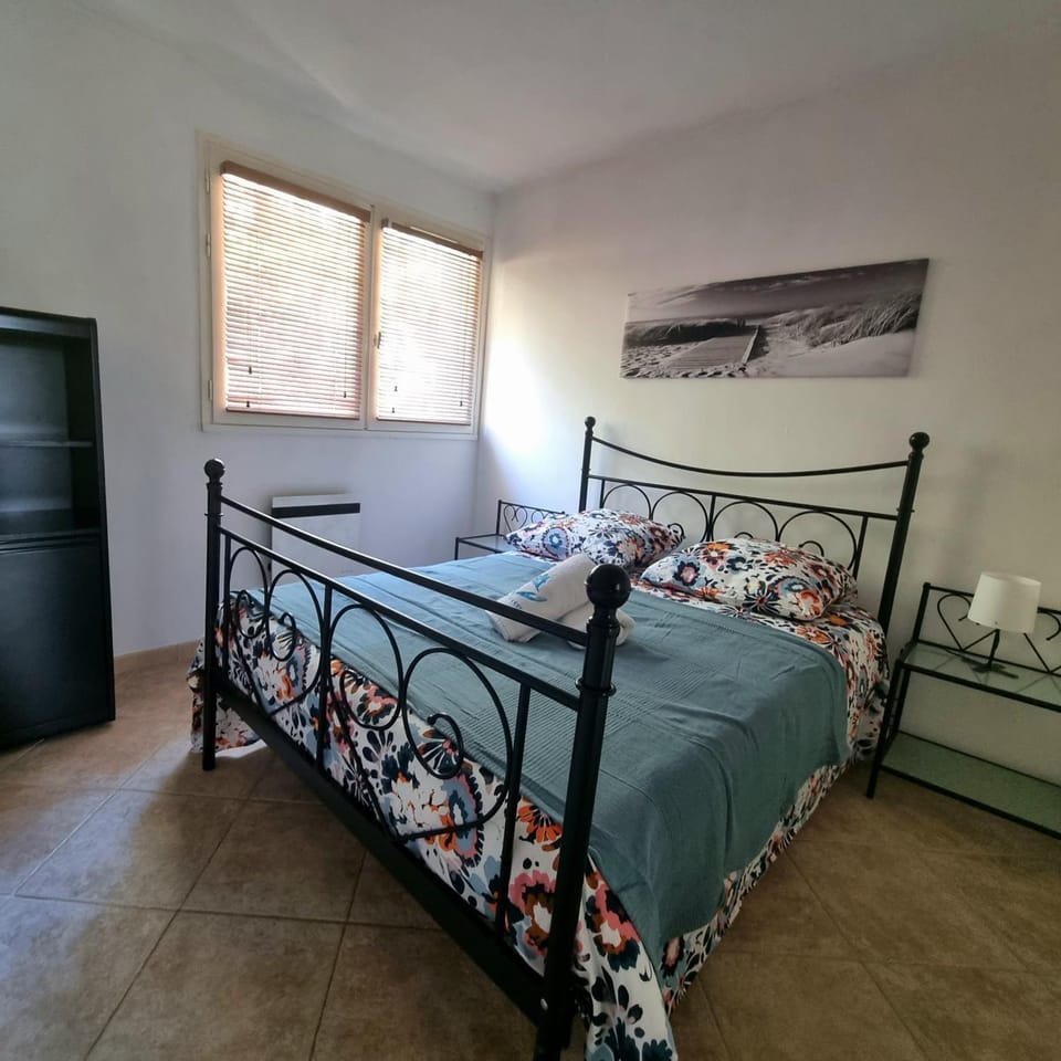 Appartement T4 115 m2 Super Valmont Chanot Velodrome Marseille Apartment in Marseille