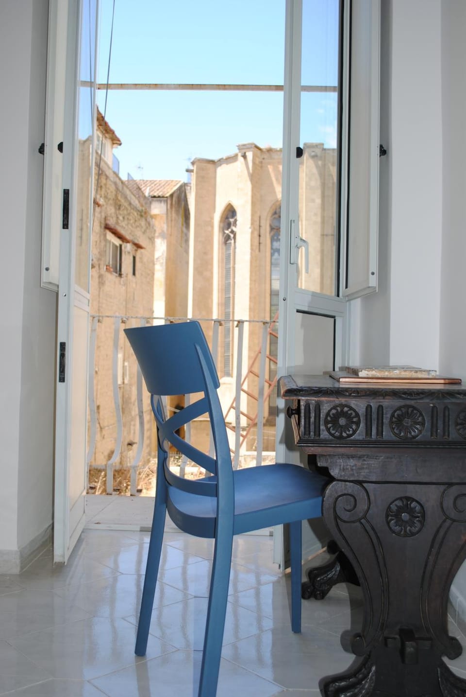 View (from property/room), Balcony/Terrace, Bedroom