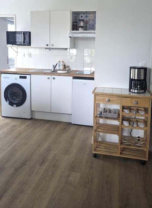 Coffee/tea facilities, Kitchen or kitchenette, pet friendly, toaster, washing machine