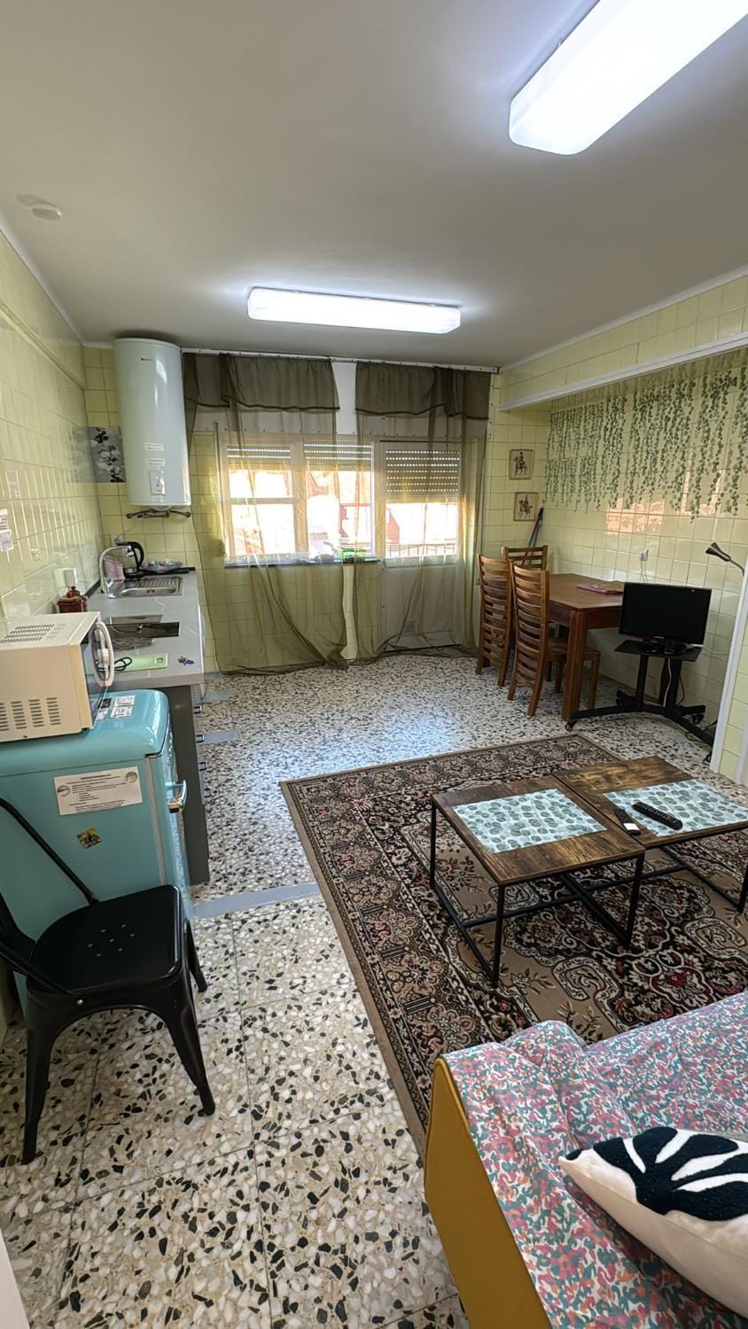 Kitchen or kitchenette, Living room