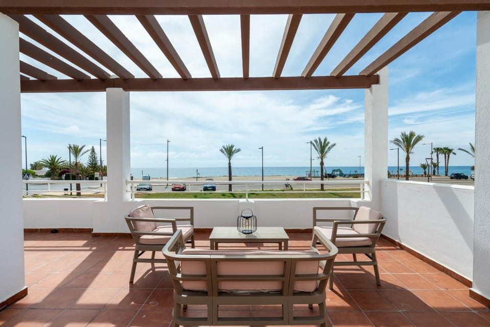 Patio, Day, Natural landscape, View (from property/room), Balcony/Terrace, Balcony/Terrace, Living room, Seating area, Dining area, Sea view