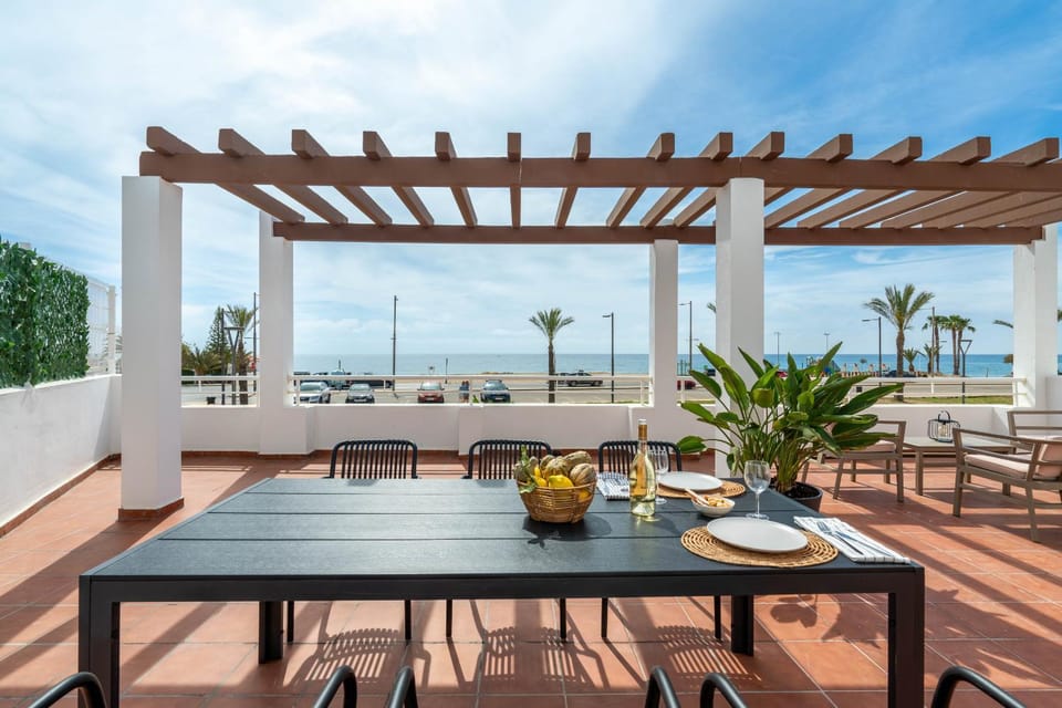 Patio, Day, Natural landscape, View (from property/room), Balcony/Terrace, Balcony/Terrace, Living room, Seating area, Dining area, Sea view