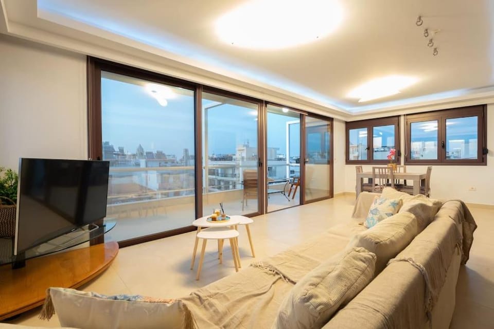 Cityscape Loft Apartment in Rhodes