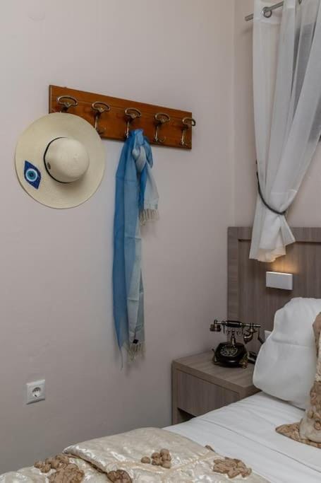 Napolitina Sea View Studio Apartment in Milos