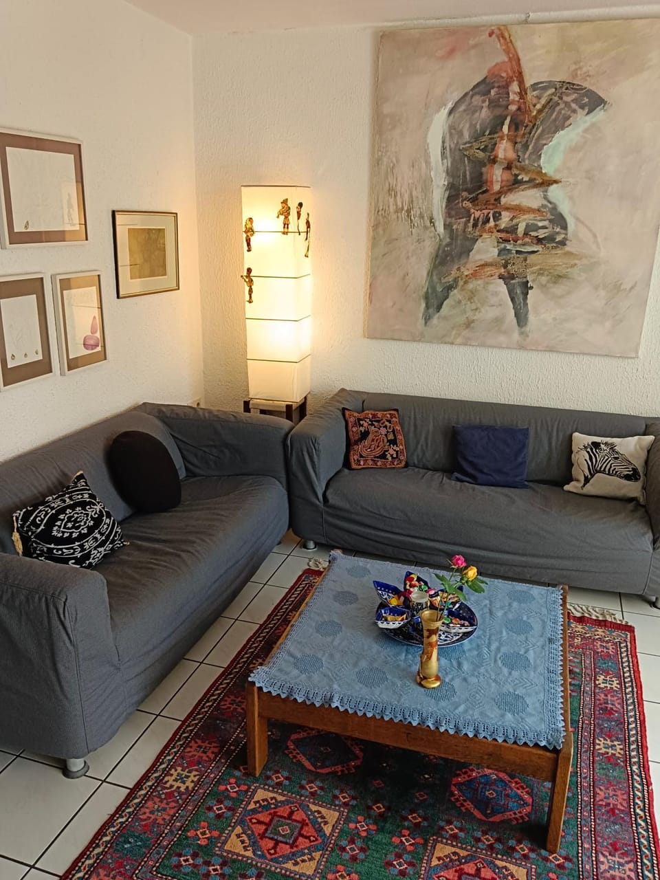 Living room, Seating area
