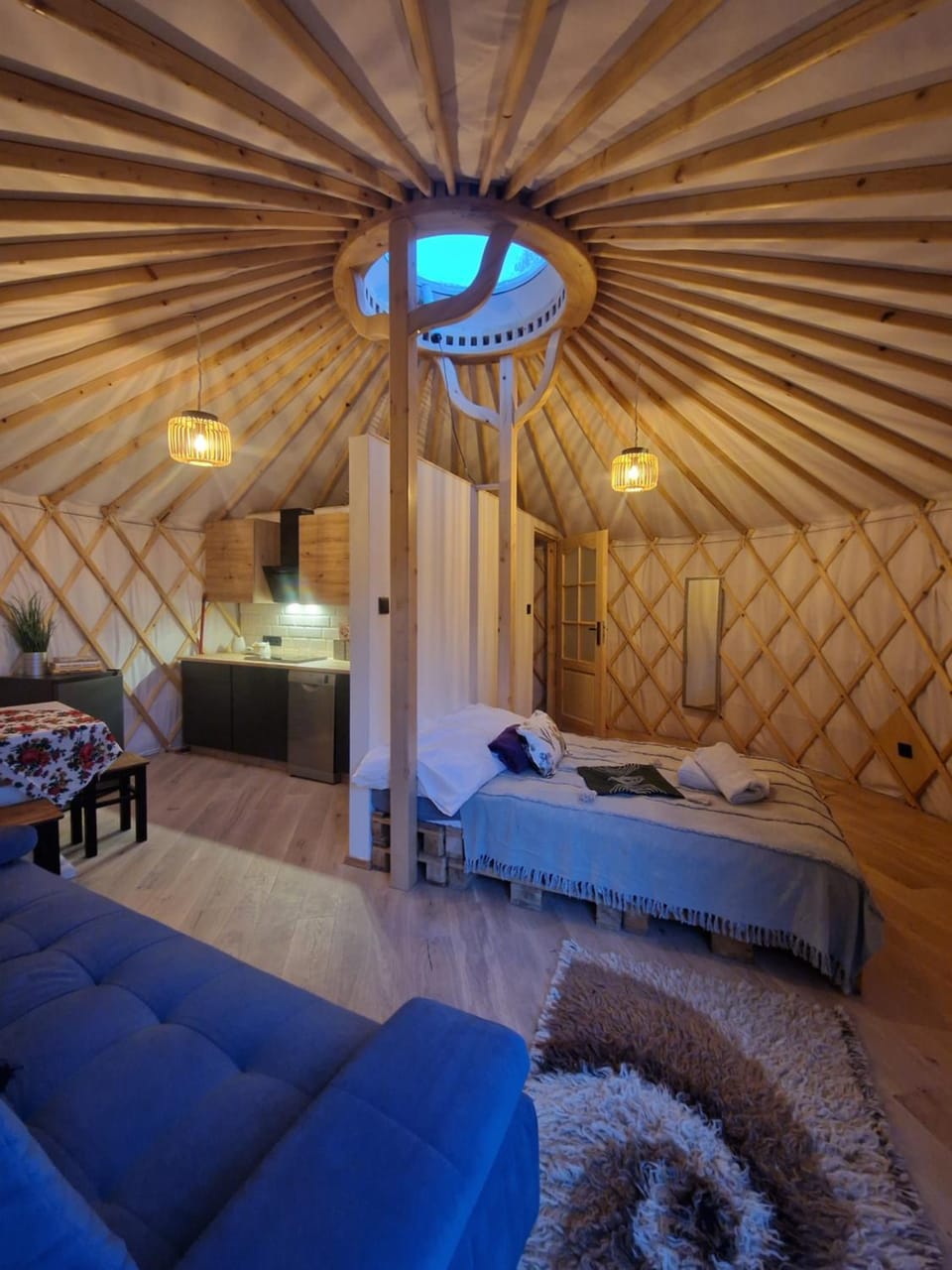 BeskidiaGlamp Luxury tent in Poland