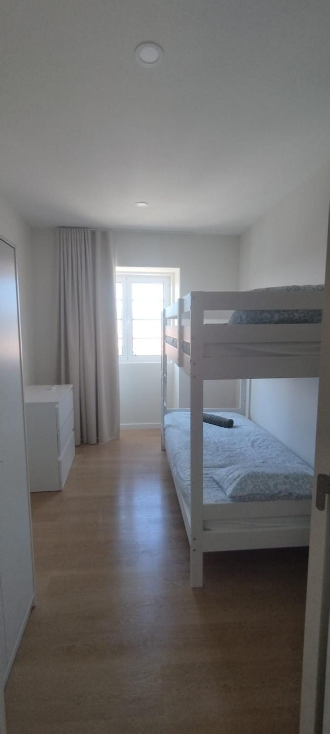 Bedroom, bunk bed