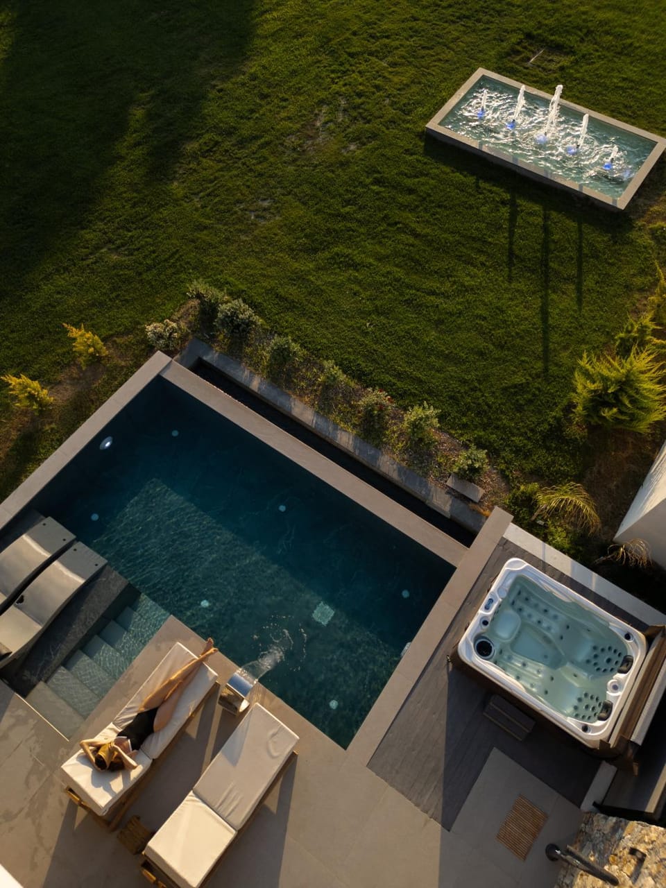 Day, Natural landscape, Garden, Garden view, Pool view, Swimming pool, sunbed