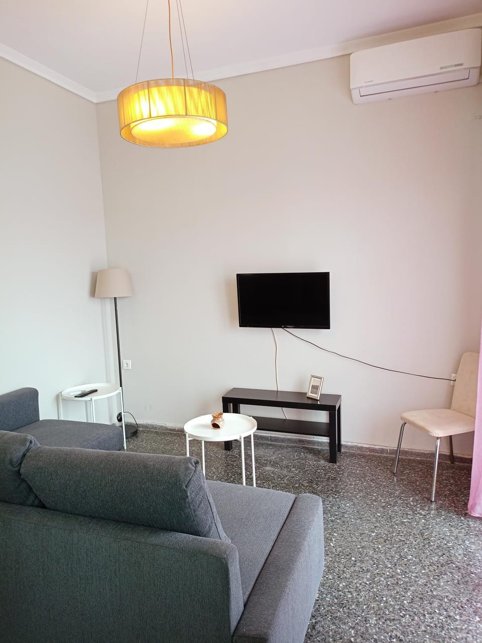 TV and multimedia, Living room, air conditioner