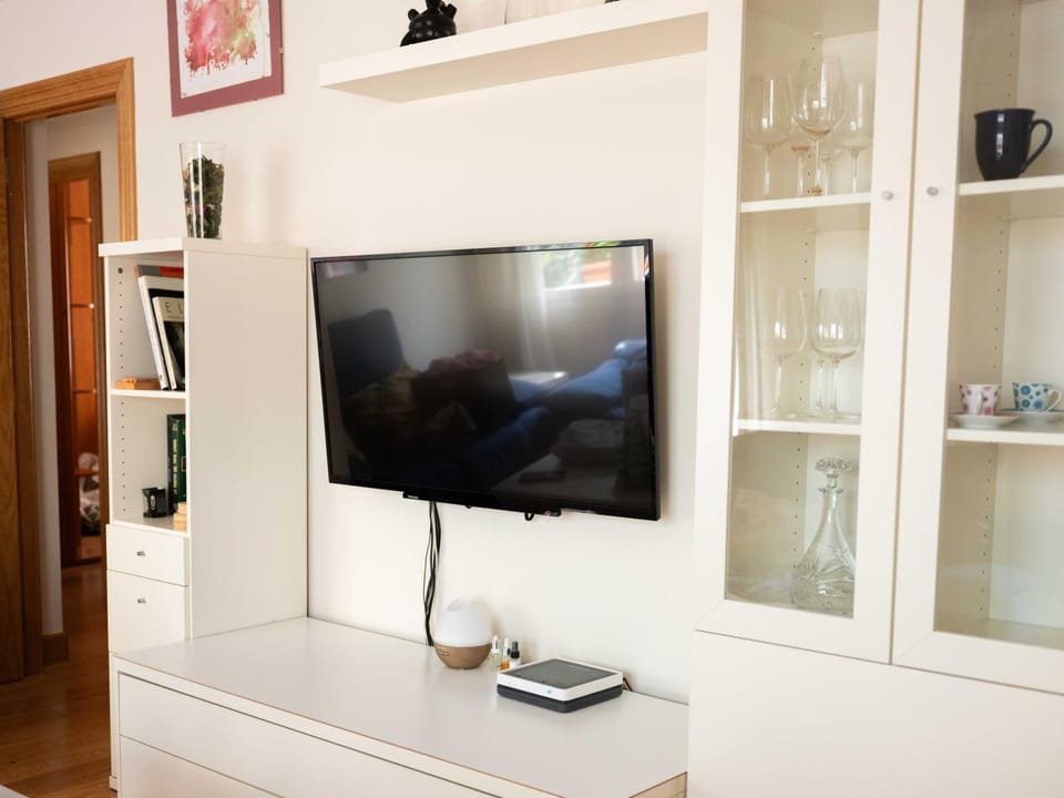 Communal lounge/ TV room, TV and multimedia, Living room