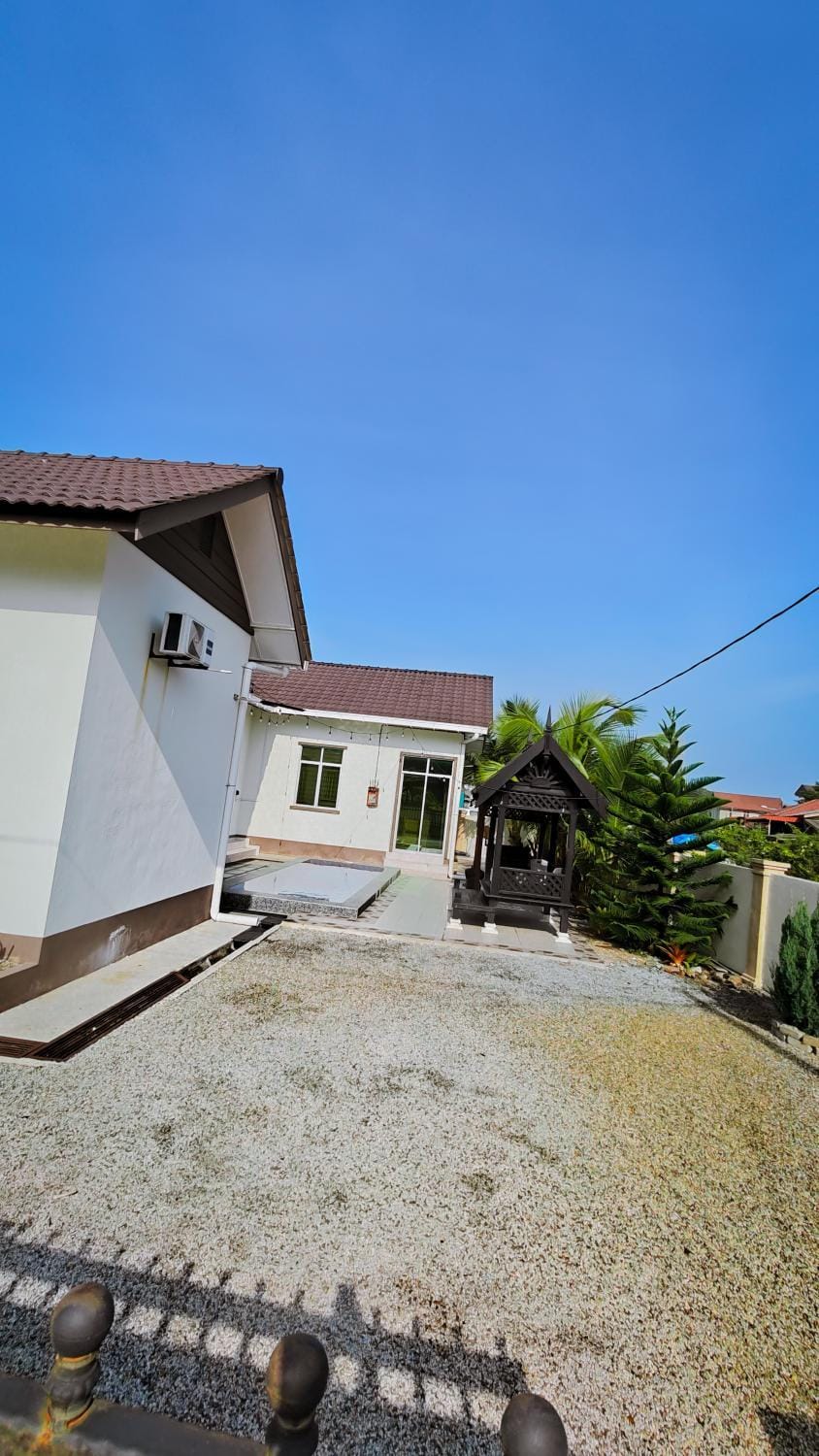 The Broms Villa, Pantai Pandak, Moslem Friendly Villa in Terengganu, Malaysia