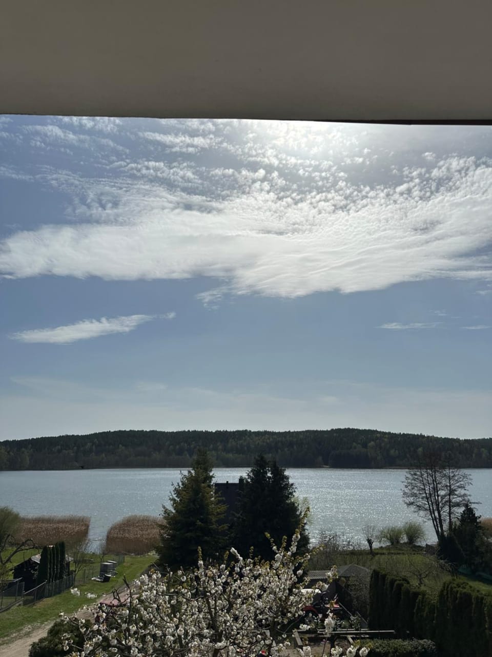 Apartamenty i pokoje z widokiem na jezioro Wielewskie Apartment in Pomeranian Voivodeship