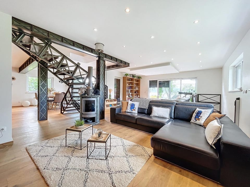 Communal lounge/ TV room, Living room