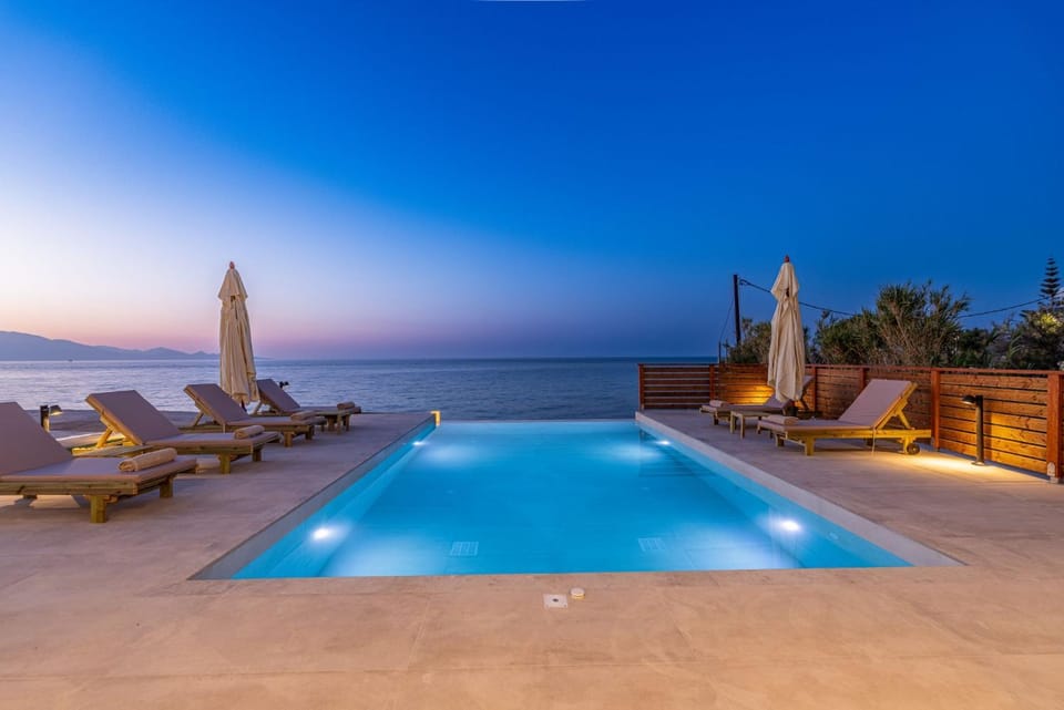 Sea view, Swimming pool