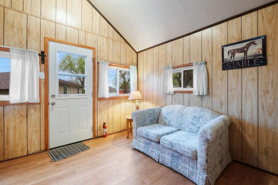 Enjoy Relax at Rice Lakes House in Otonabee-South Monaghan