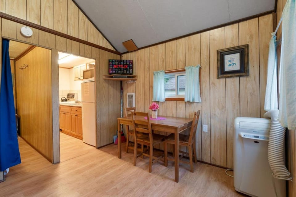 Enjoy Relax at Rice Lakes House in Otonabee-South Monaghan