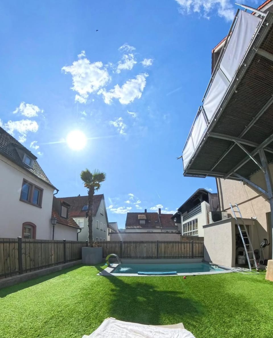 Property building, Swimming pool