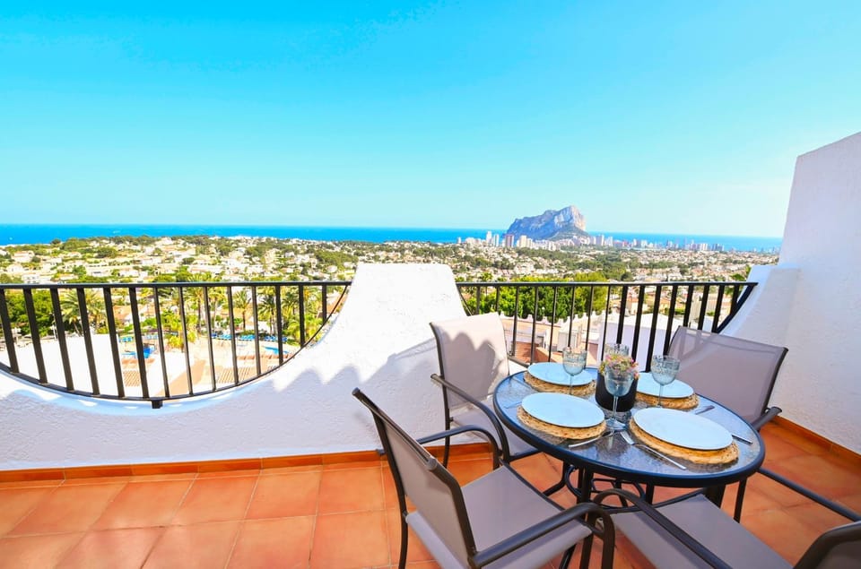 Day, View (from property/room), Balcony/Terrace, Balcony/Terrace, Dining area, Sea view