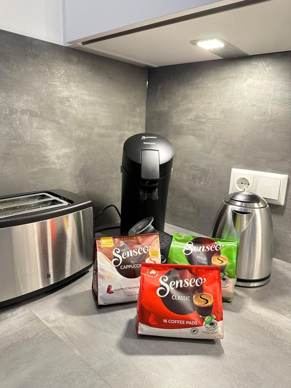 Coffee/tea facilities