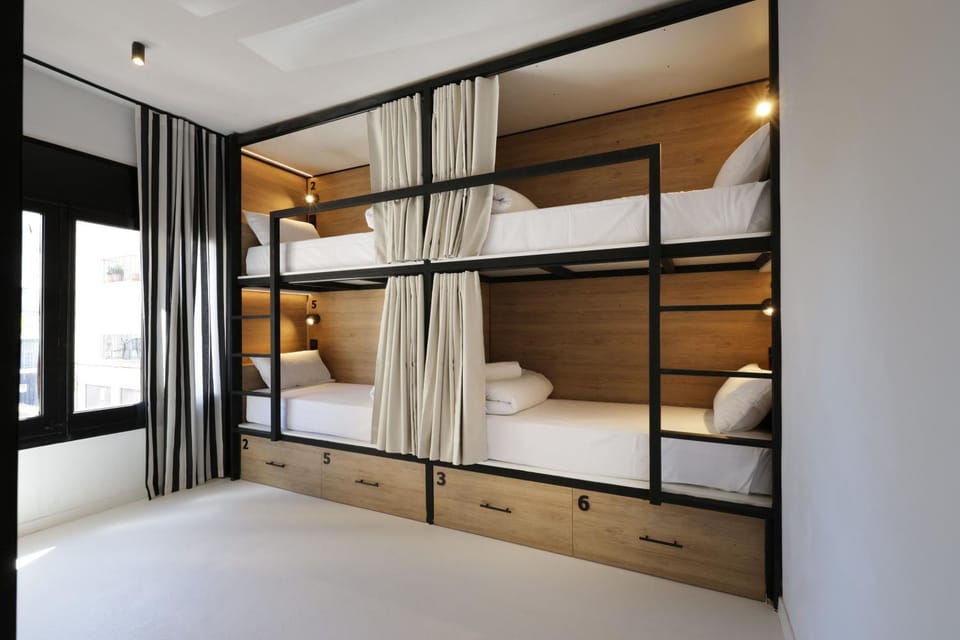 Bed, Photo of the whole room, Bedroom, bunk bed