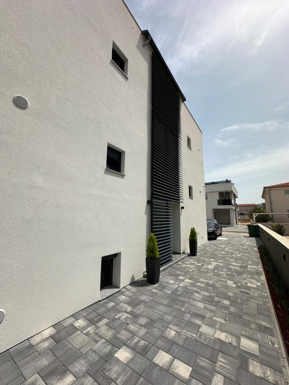 Property building, Day