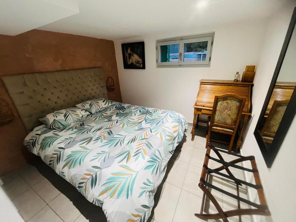 Chic and Peaceful apartment Roissy Charles de Gaulle Airport 15mins-Parc des Expositions Villepinte 10mins- Disneyland 30mins Apartment in Île-de-France