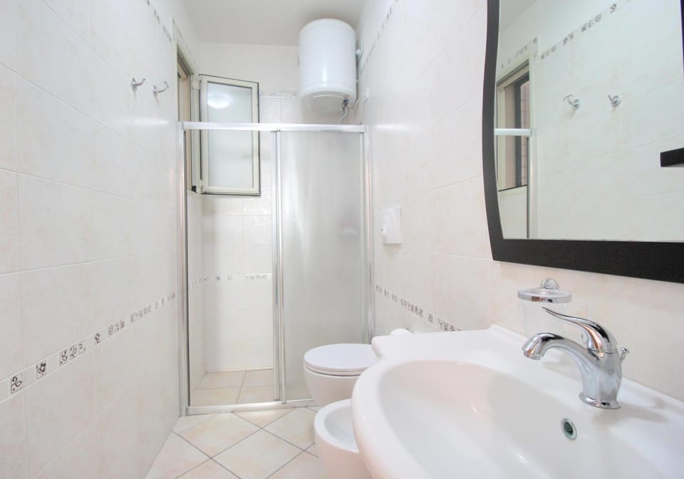 Shower, Toilet, Bathroom, bidet