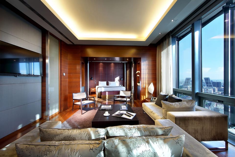 Bed, View (from property/room), Living room, Photo of the whole room, Decorative detail, Bedroom