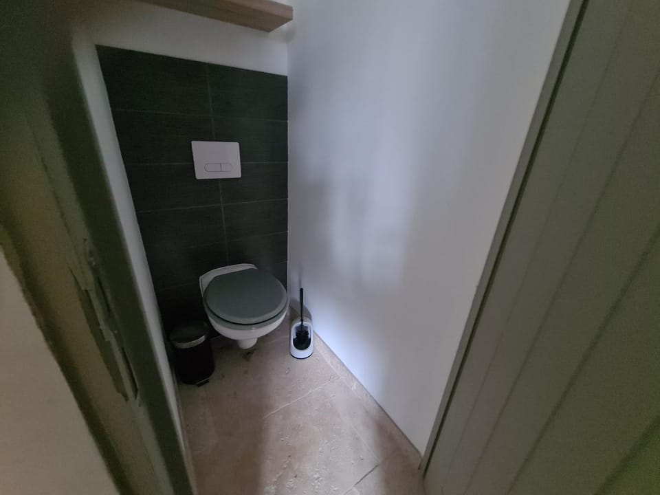 Studio équipé St Ambroix vue rivière Apartment in Auvergne-Rhône-Alpes