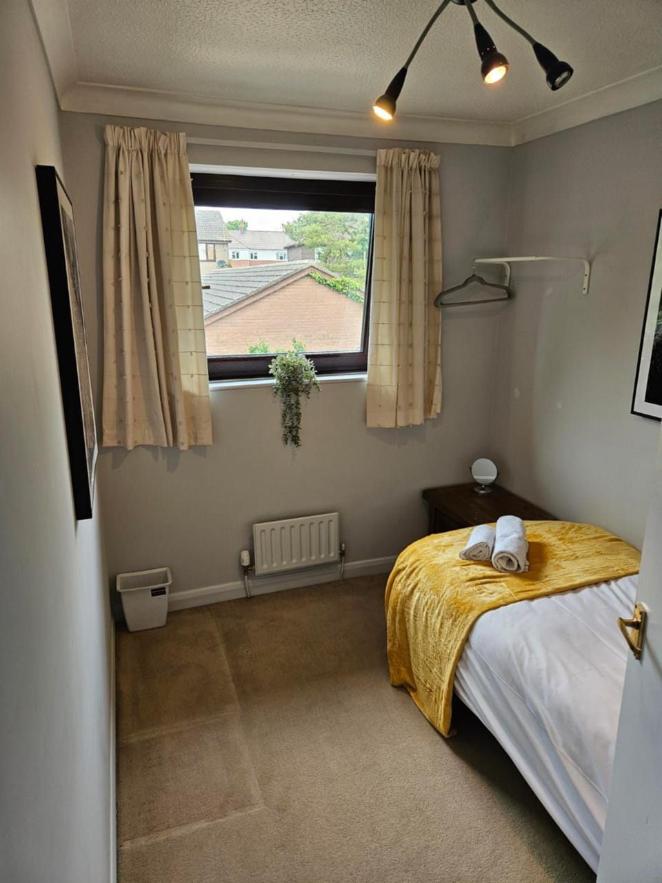 Redcot Gds Stamford 4 bed contractor,Disabled facilities home with Parking House in South Kesteven District