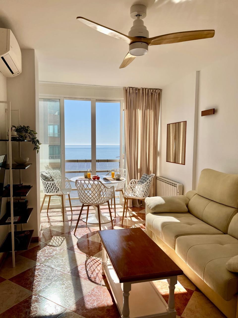 Living room, Dining area, Sea view, air conditioner
