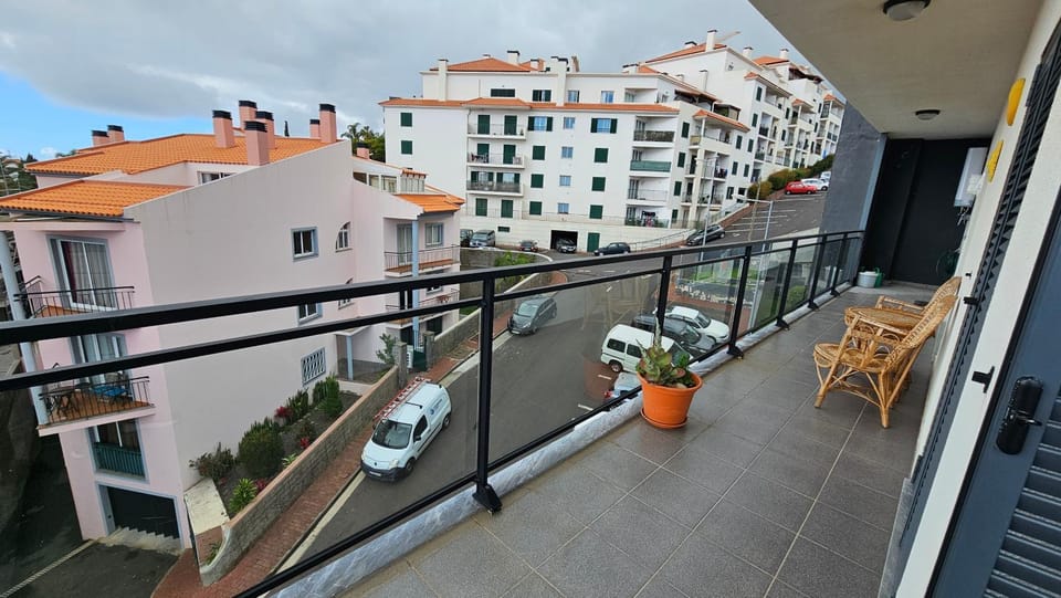 Balcony/Terrace, Balcony/Terrace, City view, Street view