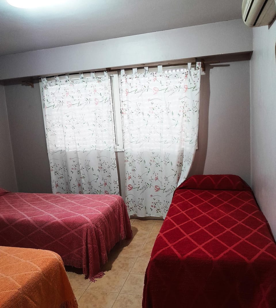Departamento amplio a metros del mar Apartment in Puerto Madryn
